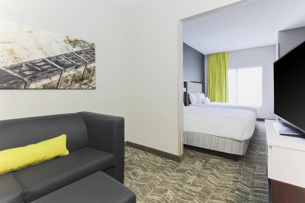 Double Suite with Sofa Bed interior